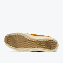 Load image into Gallery viewer, Military Felt High Top - Pumpkin