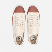 Load image into Gallery viewer, Military Low Top - Off White/Brown