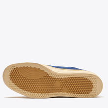 Load image into Gallery viewer, Military Gum Low Top - Navy